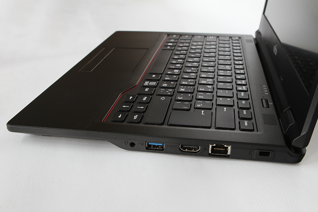 Ноутбуки Fujitsu LIFEBOOK E548